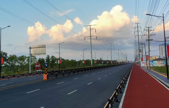 提升改造完成后的春順路，暢安舒美